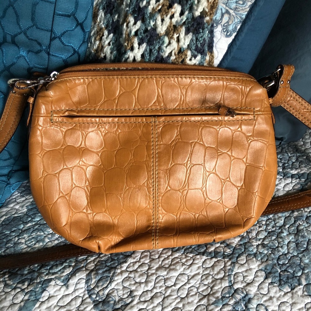 Tignanello Crossbody - Picture 2 of 8